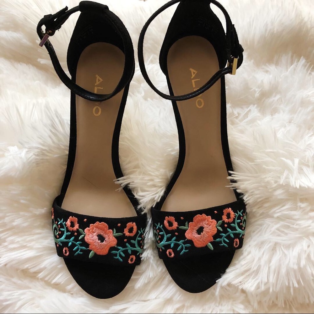 Aldo heels with floral embroidery